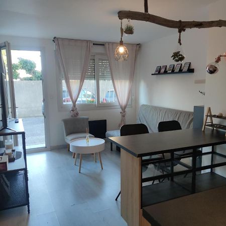 Bel appart en bord de mer Martigues Buitenkant foto