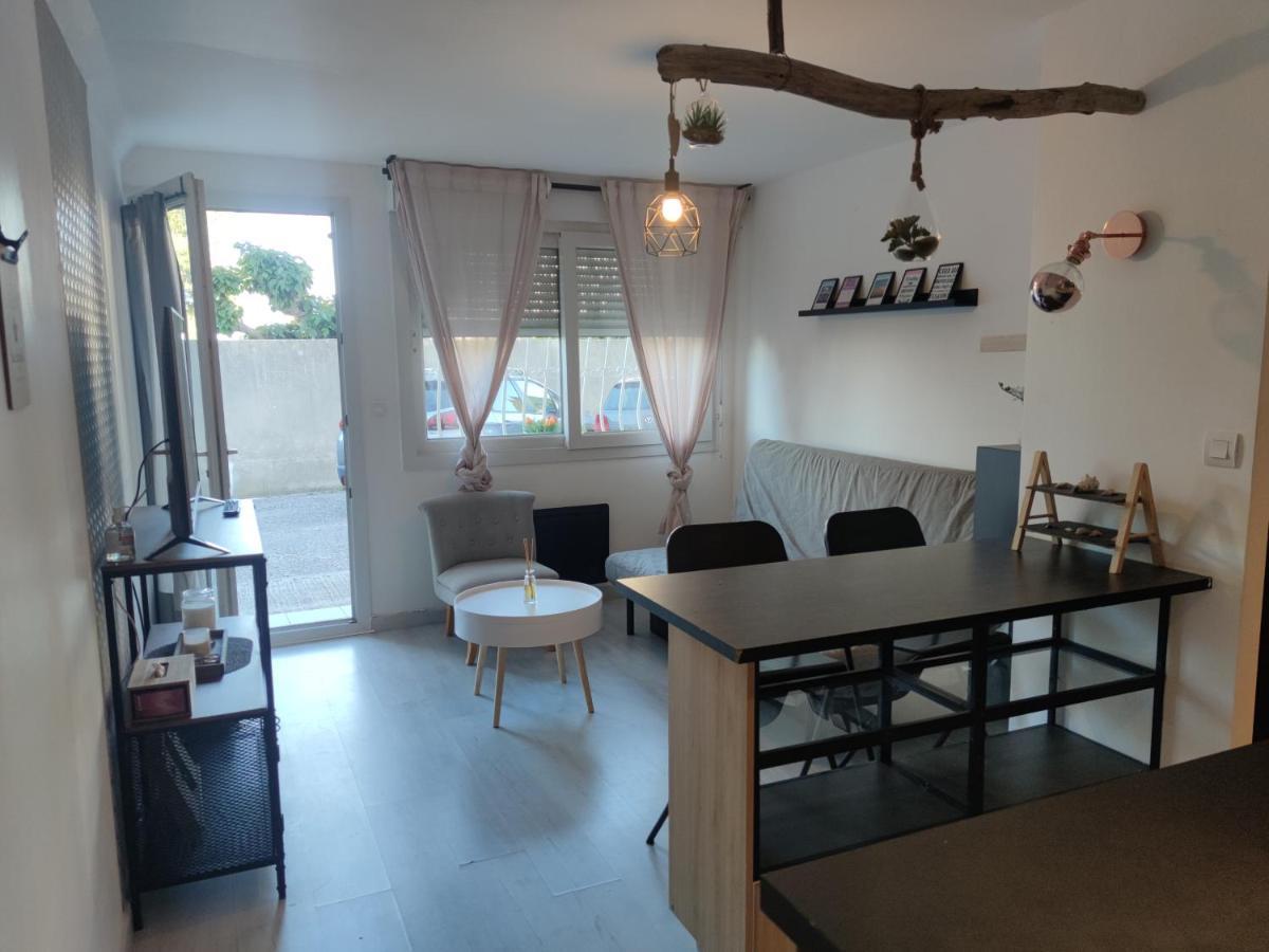 Bel appart en bord de mer Martigues Buitenkant foto